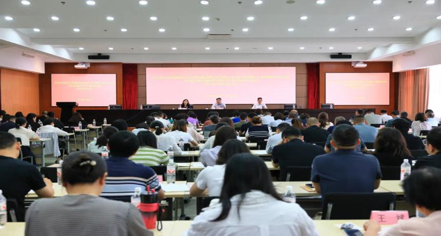 以训为本筑根基，以学为钥启新篇！2025年度松江区基层党组织书记第十期轮训班、方松街道年轻干部培训班开班