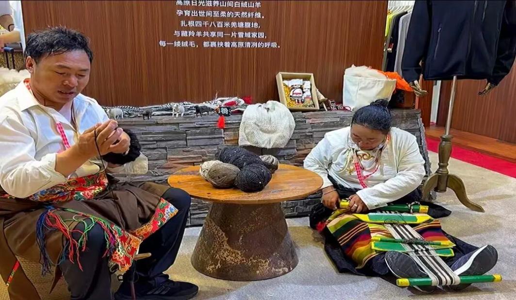 一根“善意纤维”跨越数千公里，松江企业携手西藏尼玛共启羊绒全产业链之旅