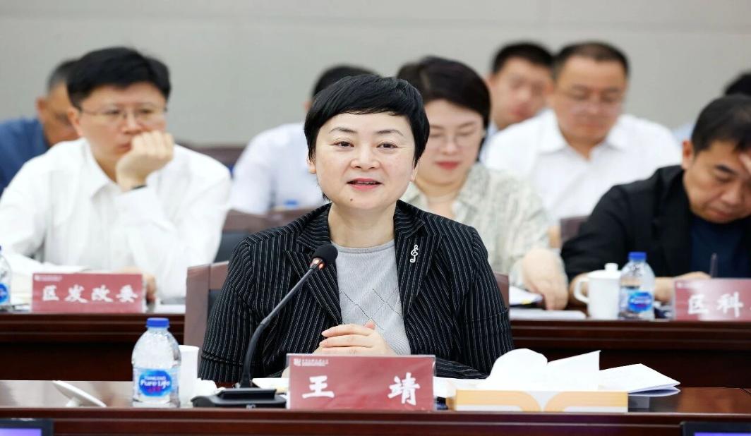 松江区人民政府与上海工程技术大学校地共建融合发展工作会议举行