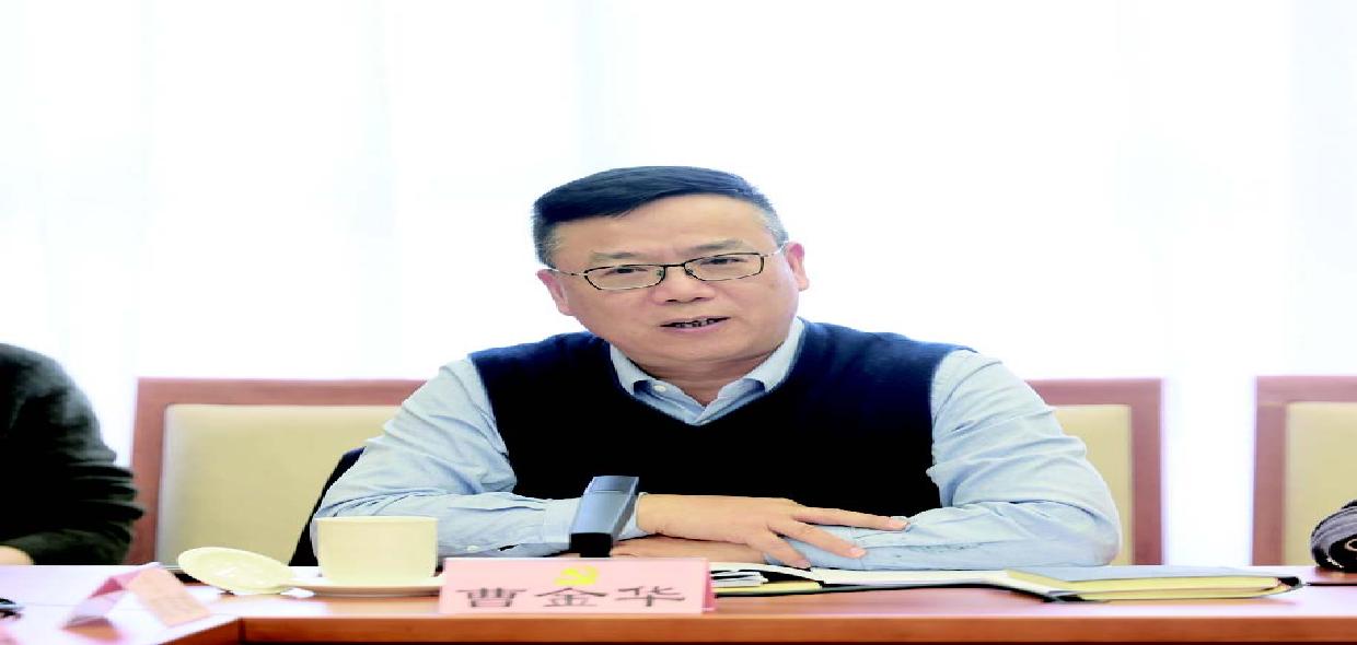 齐心协力再出发 握紧拳头创新业 ——六届区委十次全会侧记