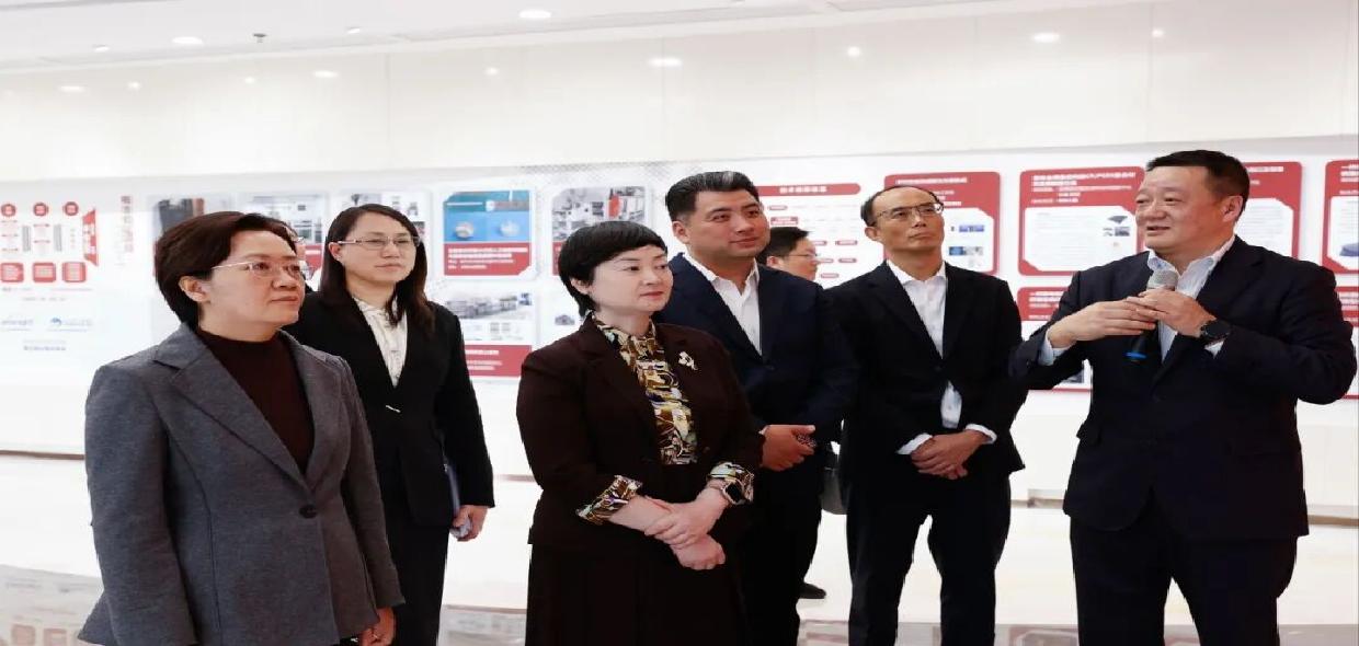 东华大学第三期“融合+”党建工作坊暨东华大学二级单位党组织与松江区产业集群党组织党建共建会议举行