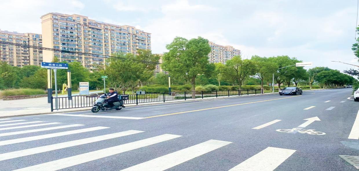 新桥镇陈春公路中修竣工