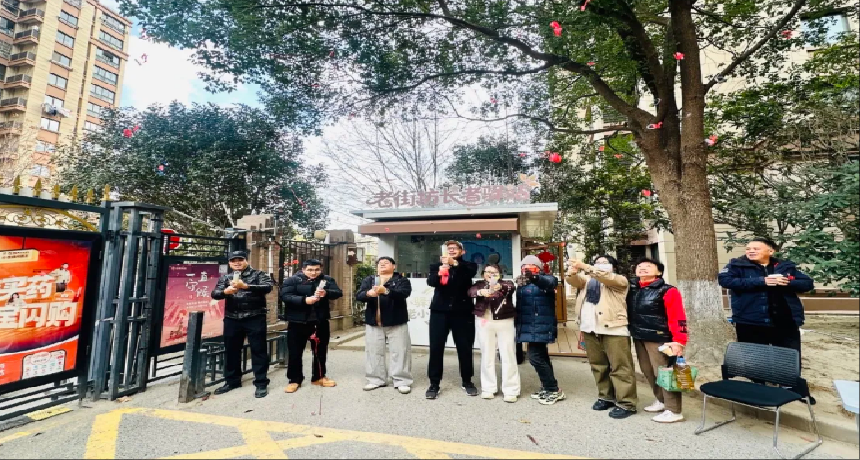 常态化开放 + 精准化服务，老街坊们的幸福“加油站”已开张