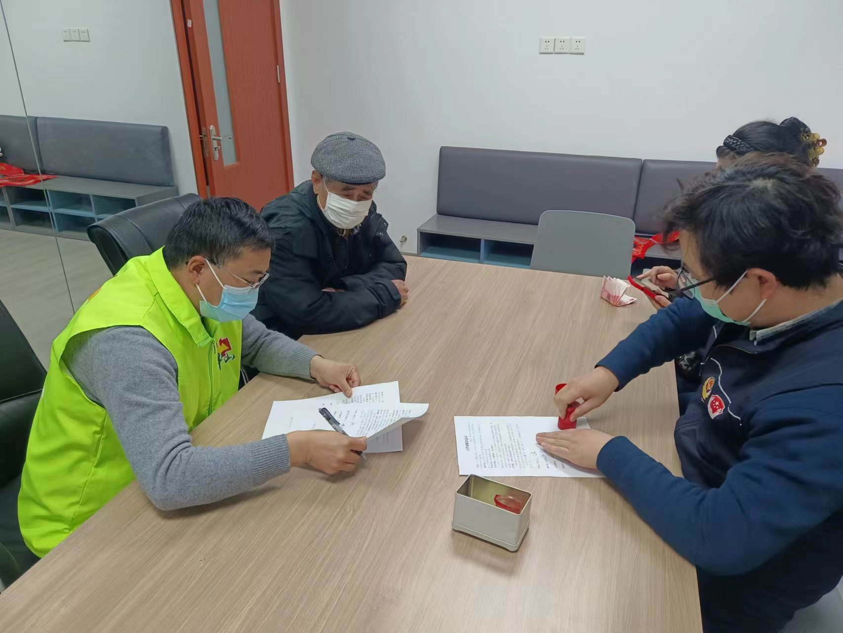 【北门居民区】邻里纠纷无小事, 社区调解暖人心