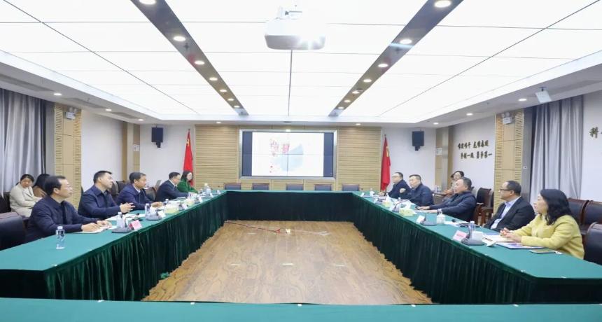 科创引领 地校共建一一上海科创职业技术学院到中山街道开展共建交流